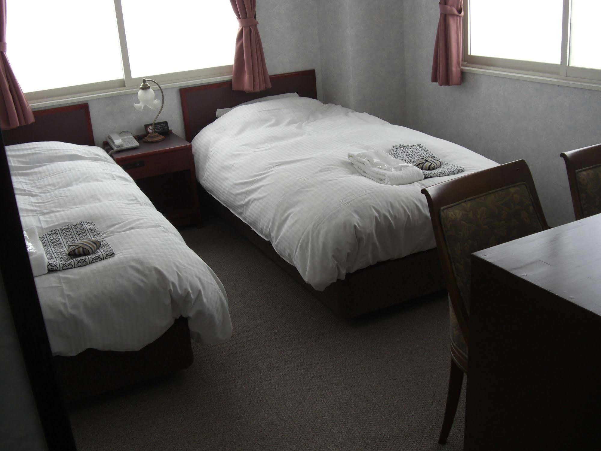 Akakura Yours Inn Myoko Ngoại thất bức ảnh
