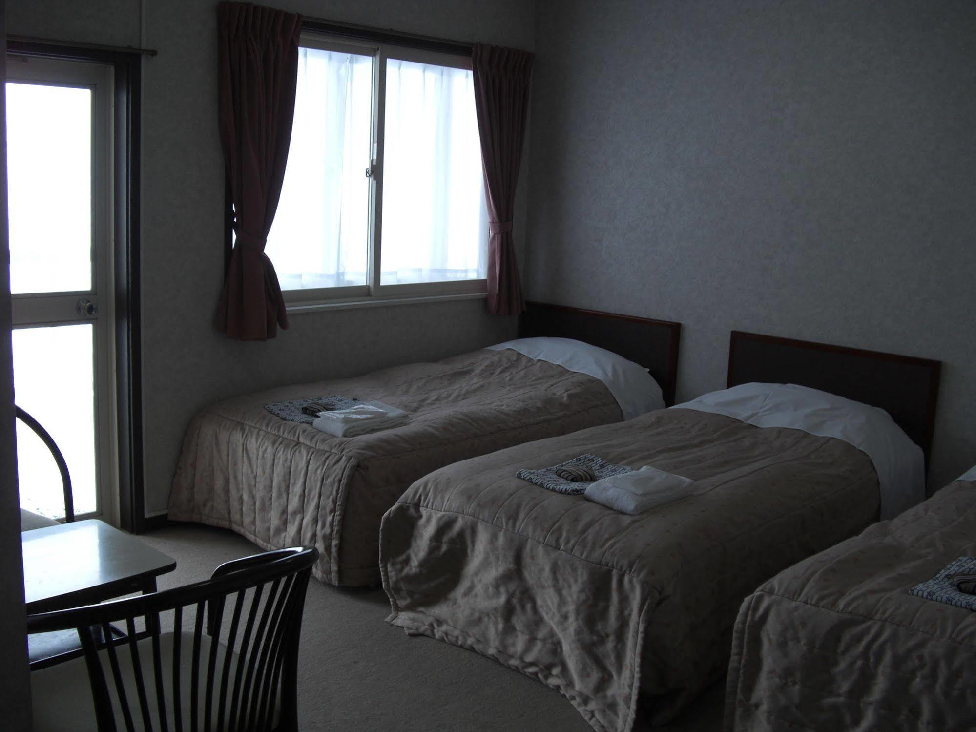 Akakura Yours Inn Myoko Ngoại thất bức ảnh